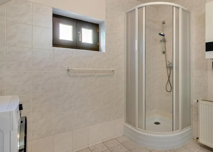 Hill 62 By Interhome * Cista (Hradec Kralove)
